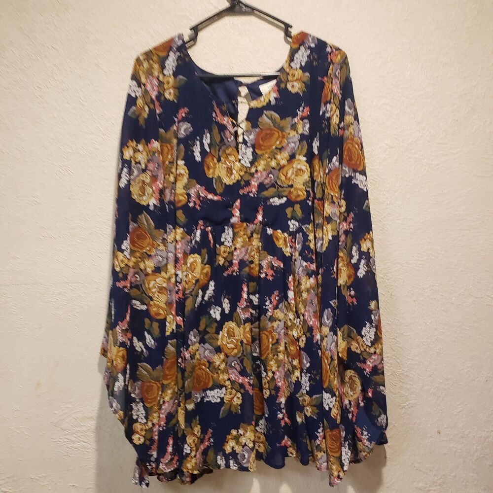 Umgee Bell Sleeve Blue Multi-Color Floral Print Midi Dress | Size X-Large